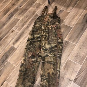 - Red Head silent hide youth hunting bibs